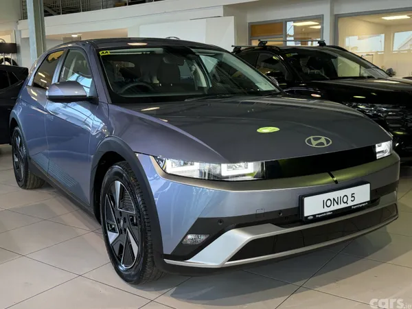 Hyundai IONIQ 5 Hatchback, Electric, 2027, Blue
