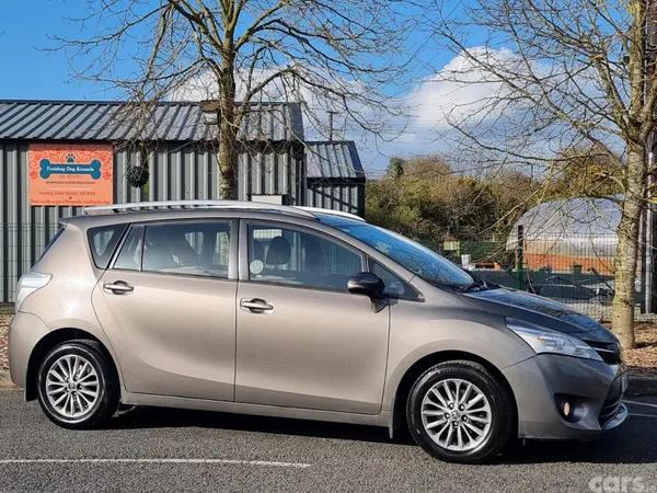 Toyota Verso MPV, Diesel, 2018, Grey