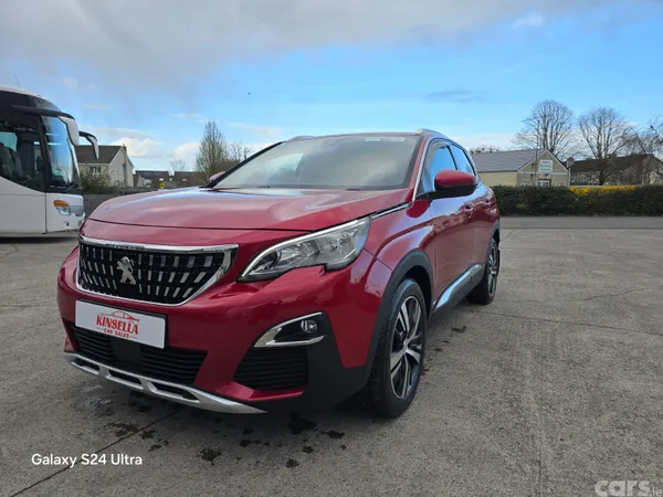Peugeot 3008 MPV, Diesel, 2019, Red