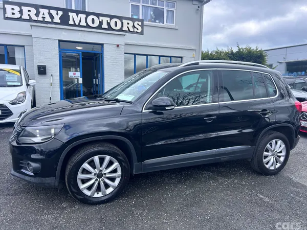 Volkswagen Tiguan SUV, Diesel, 2013, Black