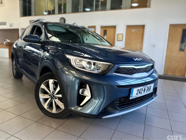 Kia Stonic SUV, Petrol, 2024, Blue