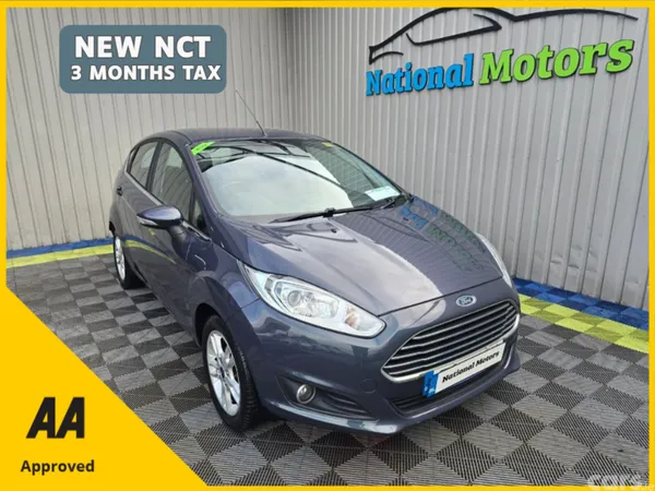 Ford Fiesta Hatchback, Petrol, 2015, Grey