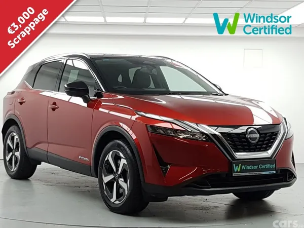Nissan Qashqai MPV, Petrol, 2023, Orange