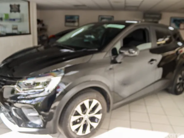Renault Captur SUV, Petrol, 2023, Black