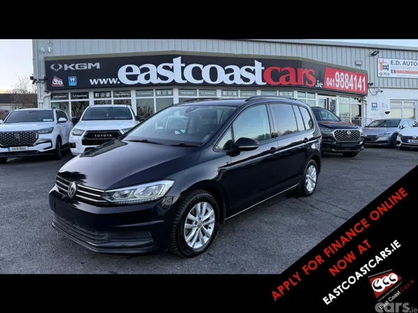 Volkswagen Touran MPV, Petrol, 2016, Black