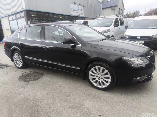 Skoda Superb Saloon, Diesel, 2015, Black