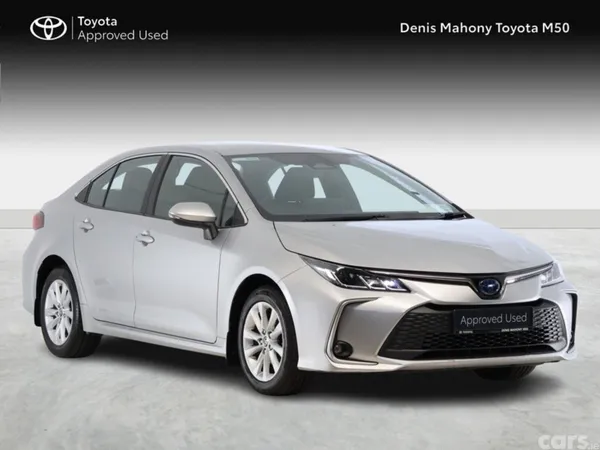 Toyota Corolla Saloon, Petrol Hybrid, 2023, Silver