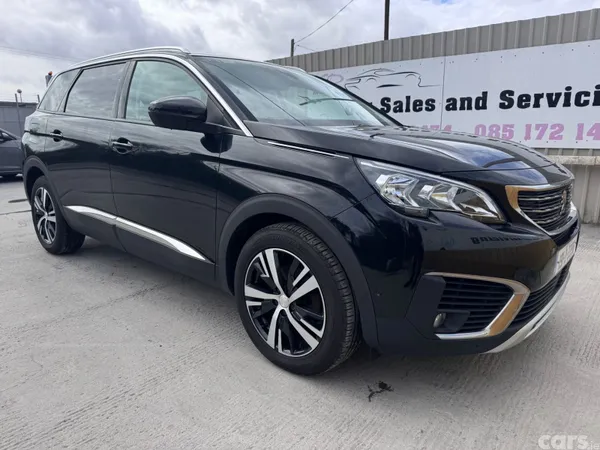 Peugeot 5008 MPV, Petrol, 2019, Black