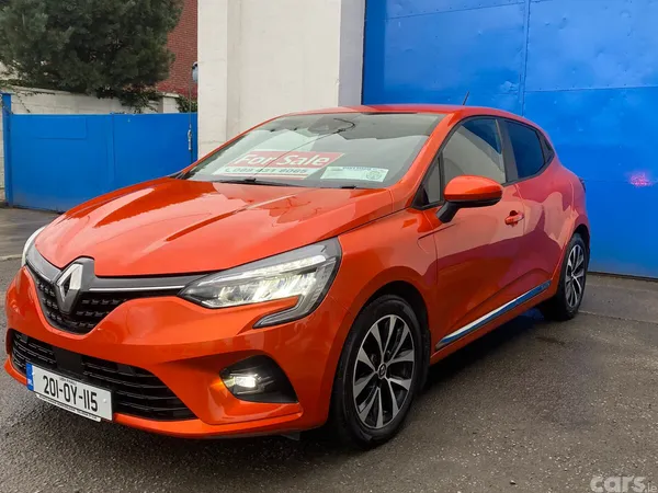 Renault Clio Hatchback, Petrol, 2020, Orange