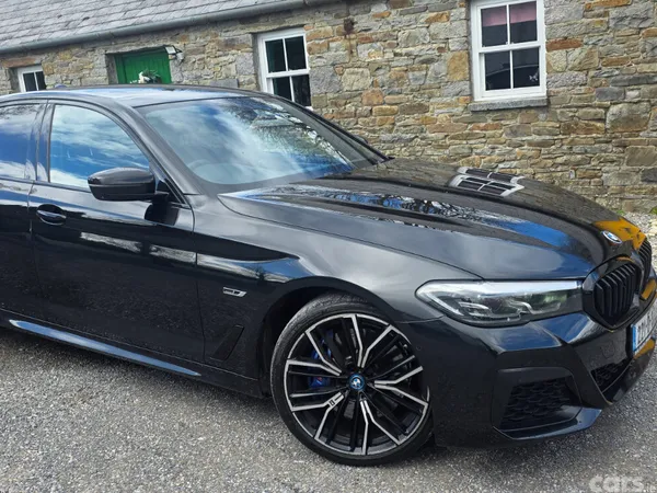 BMW 5-Series Saloon, Petrol Plug-in Hybrid, 2022, Black