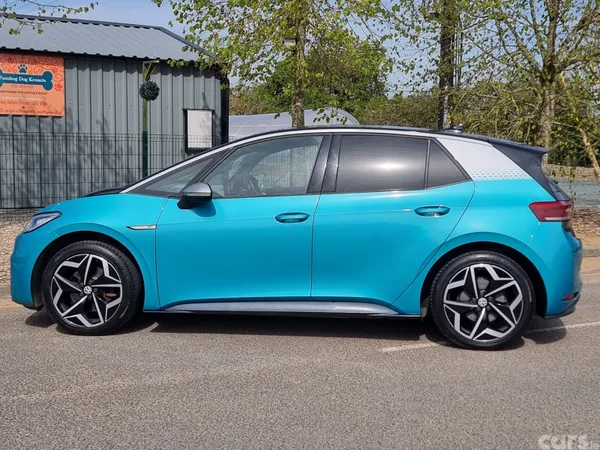 Volkswagen ID.3 Hatchback, Electric, 2020, Blue