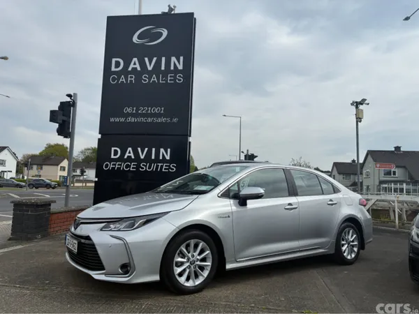 Toyota Corolla Saloon, Petrol Hybrid, 2022, Grey