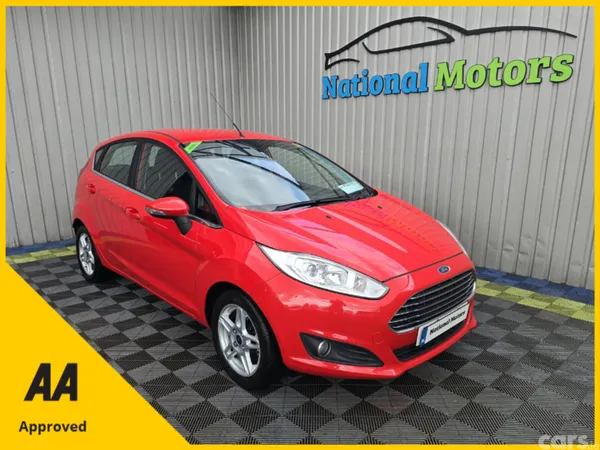Ford Fiesta Hatchback, Petrol, 2014, Red