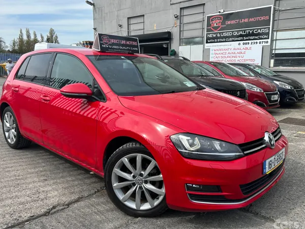 Volkswagen Golf Hatchback, Petrol, 2016, Red