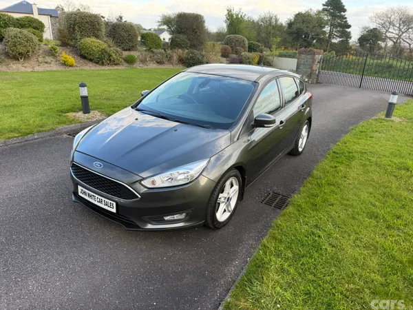 Ford Focus Hatchback, Diesel, 2017, Grey