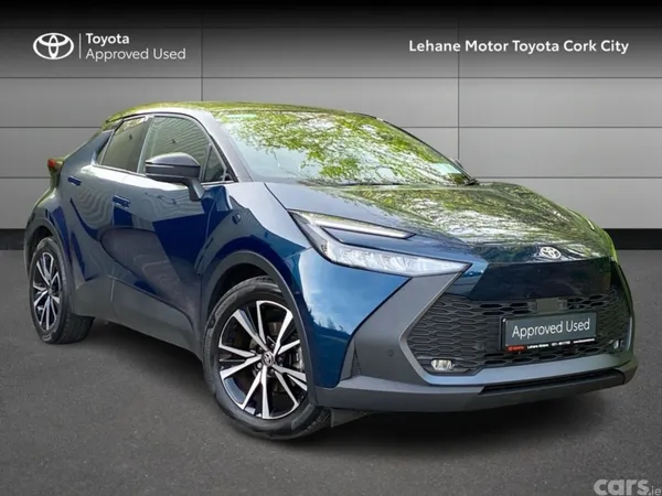 Toyota C-HR SUV, Petrol Hybrid, 2024, Blue