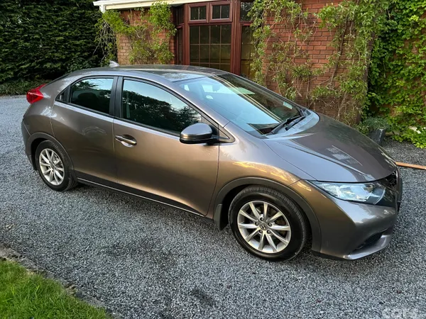 Honda Civic Hatchback, Diesel, 2014, Beige