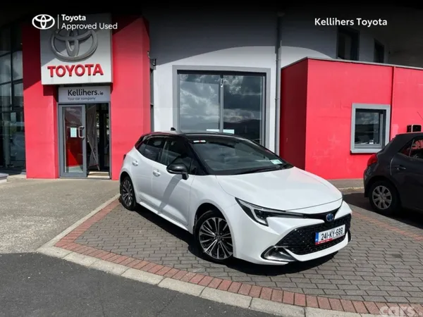 Toyota Corolla Hatchback, Petrol Hybrid, 2024, White