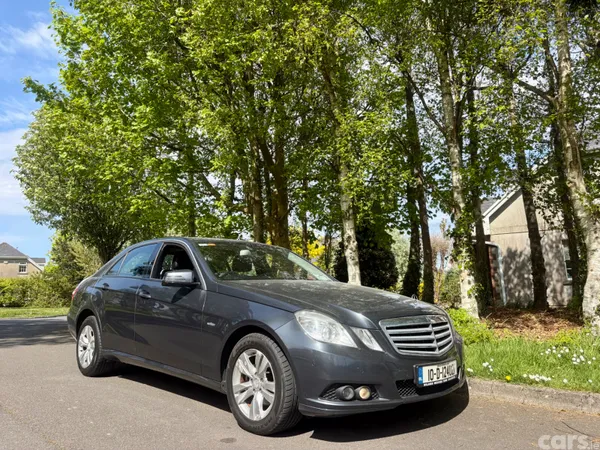 Mercedes-Benz E-Class Saloon, Diesel, 2010, Grey