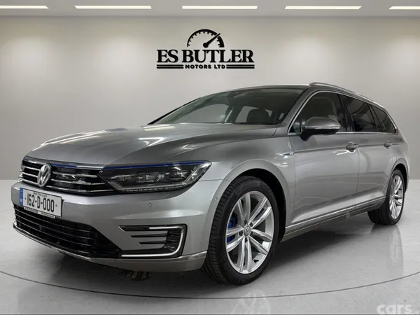 Volkswagen Passat Estate, Petrol Plug-in Hybrid, 2016, Silver