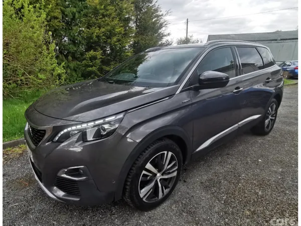 Peugeot 5008 MPV, Diesel, 2018, Black