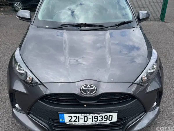 Toyota Yaris Hatchback, Petrol, 2022, Grey