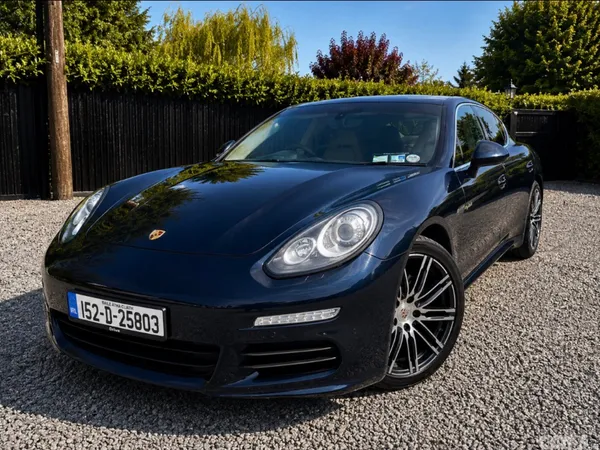 Porsche Panamera Hatchback, Petrol Plug-in Hybrid, 2015, Blue