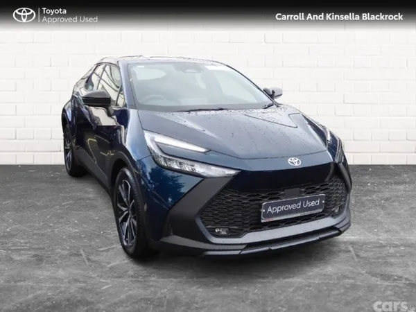 Toyota C-HR SUV, Petrol Hybrid, 2025, Blue