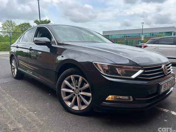Volkswagen Passat Saloon, Diesel, 2019, Black