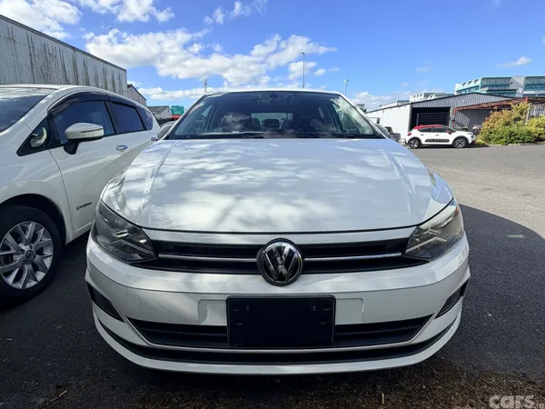 Volkswagen Polo Hatchback, Petrol, 2019, White