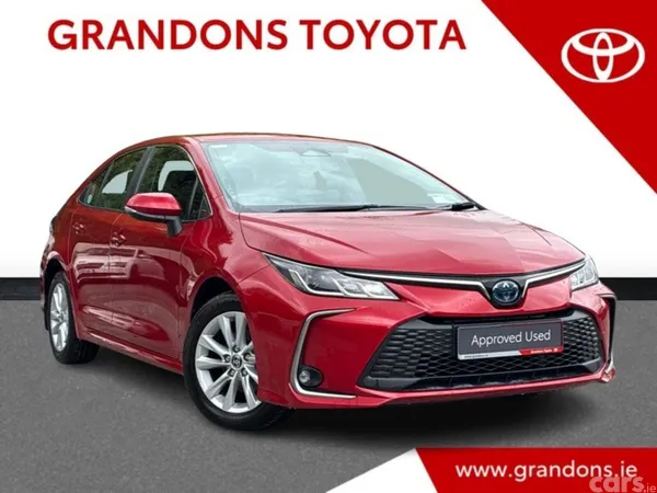 Toyota Corolla Saloon, Petrol Hybrid, 2023, Red