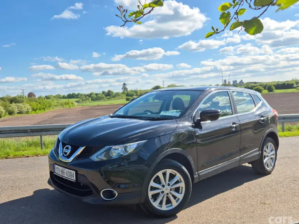 Nissan Qashqai SUV, Diesel, 2017, Black