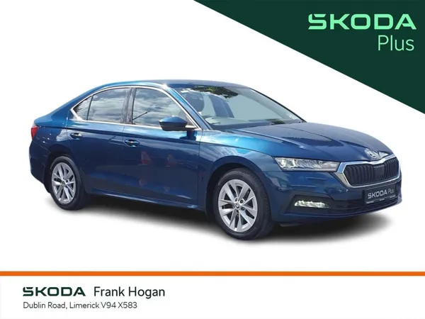Skoda Octavia Saloon, Diesel, 2023, Blue
