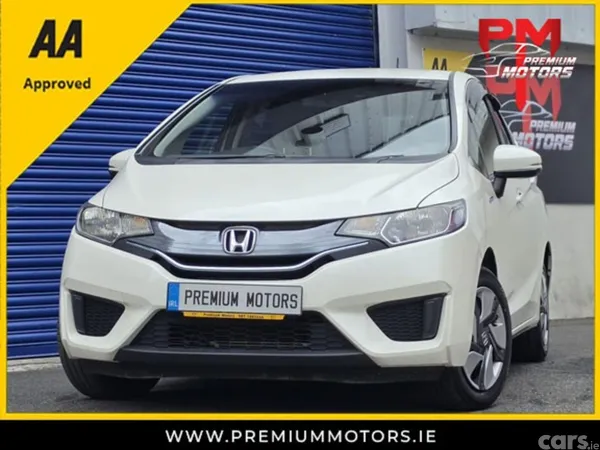 Honda Fit Hatchback, Petrol Hybrid, 2014, White