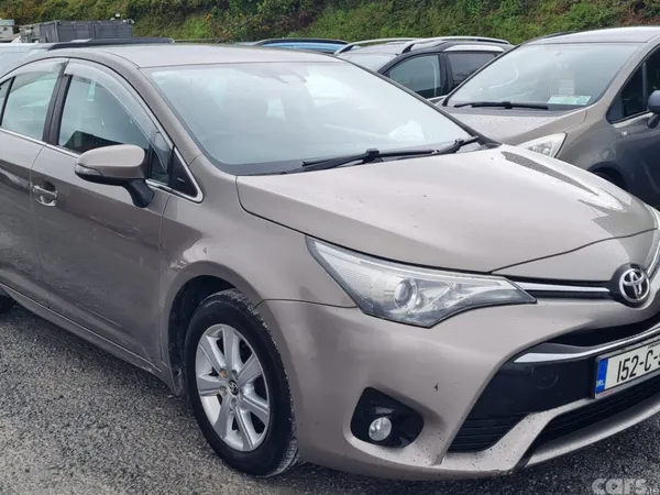 Toyota Avensis Saloon, Diesel, 2015, Bronze