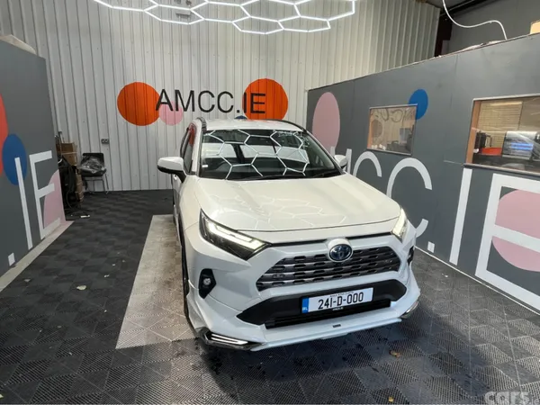 Toyota RAV4 SUV, Petrol Hybrid, 2024, White