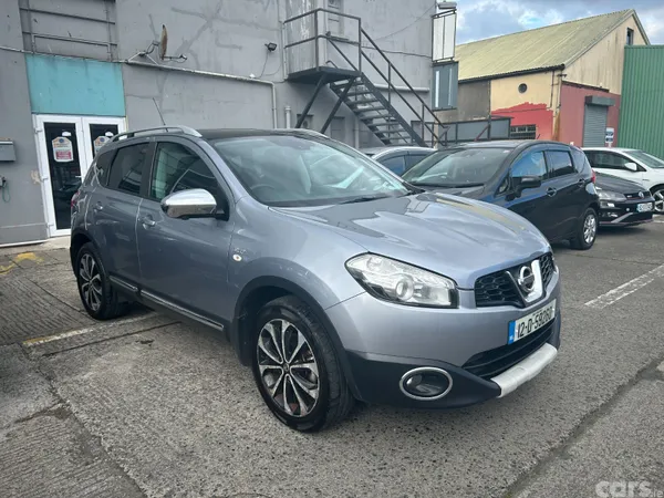 Nissan Qashqai Hatchback, Diesel, 2012, Grey