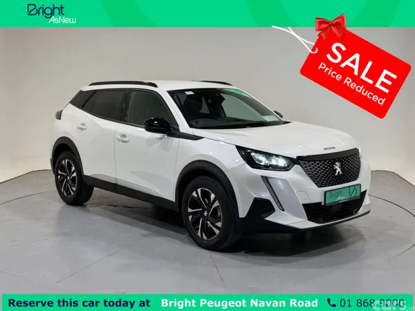 Peugeot 2008 MPV, Petrol, 2023, White