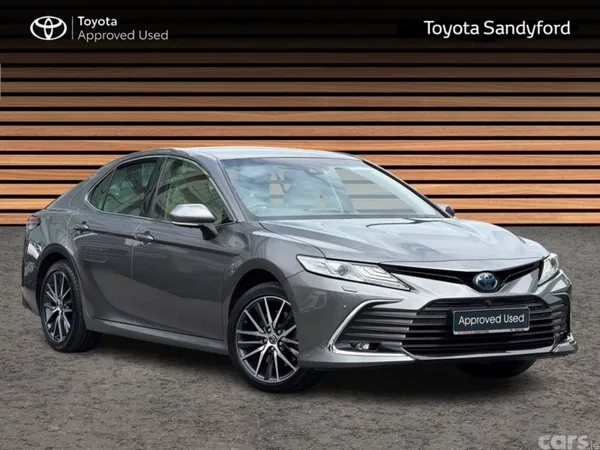 Toyota Camry Saloon, Petrol Hybrid, 2023, Grey