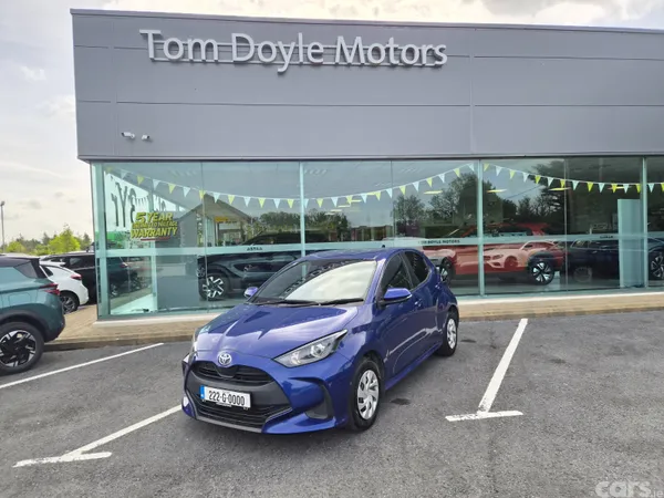 Toyota Yaris Hatchback, Petrol, 2022, Blue