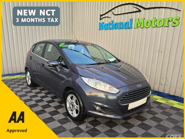 Ford Fiesta Hatchback, Petrol, 2014, Grey