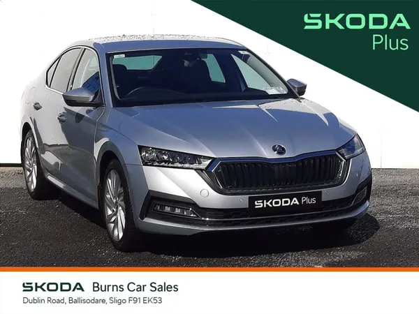 Skoda Octavia Saloon, Petrol, 2023, Silver