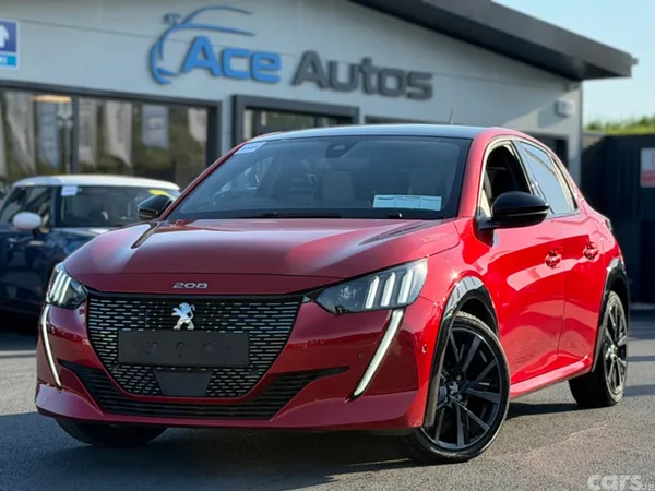 Peugeot 208 Hatchback, Petrol, 2021, Red