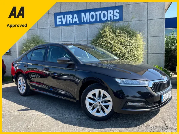 Skoda Octavia Saloon, Diesel, 2024, Black