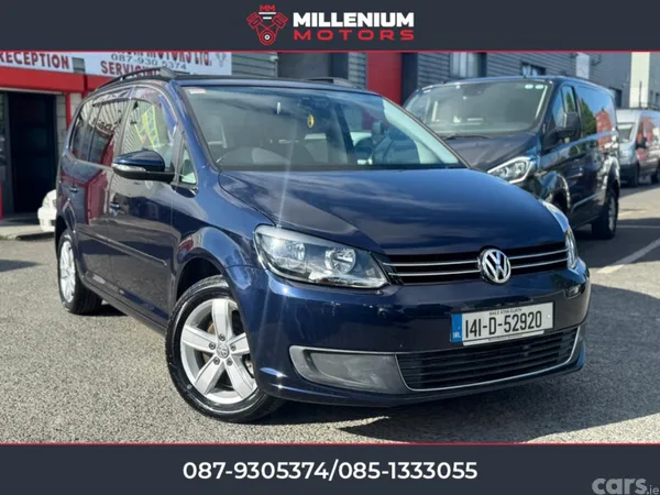 Volkswagen Touran MPV, Petrol, 2014, Blue