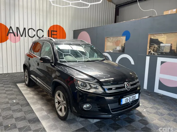 Volkswagen Tiguan SUV, Petrol, 2013, Black