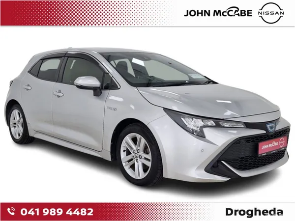 Toyota Corolla Saloon, Petrol Hybrid, 2018, Silver