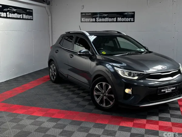 Kia Stonic Estate/Jeep, Diesel, 2018, Grey