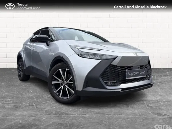 Toyota C-HR SUV, Petrol Hybrid, 2025, Silver