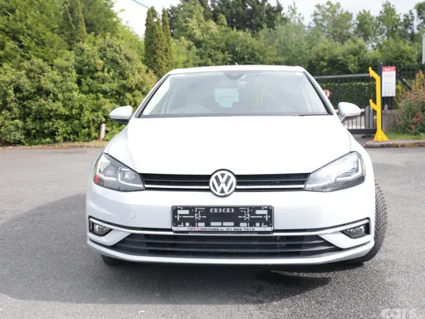 Volkswagen Golf Hatchback, Petrol, 2017, White
